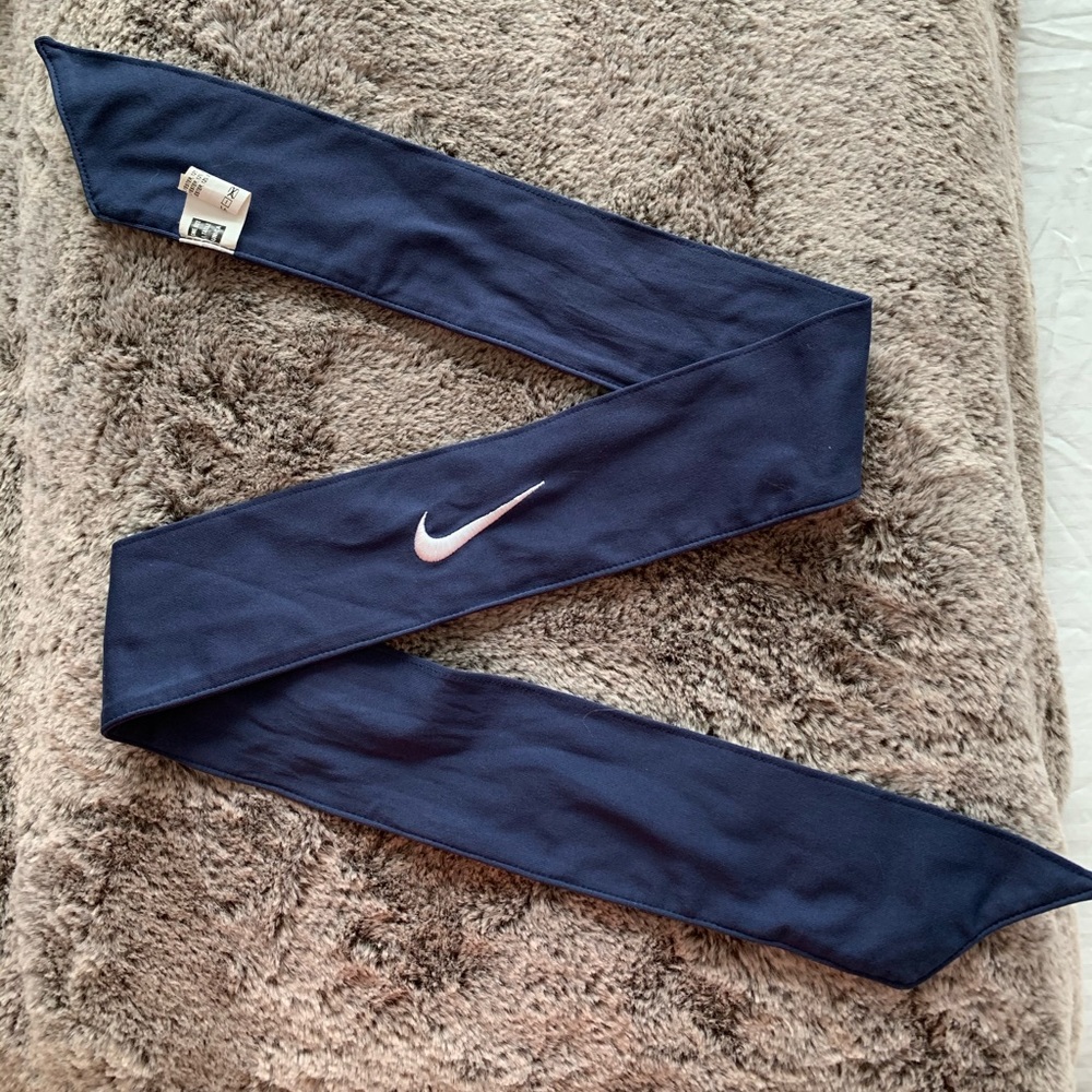 Nike wrap headband